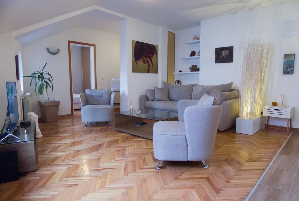 Apartment Nis Center מראה חיצוני תמונה